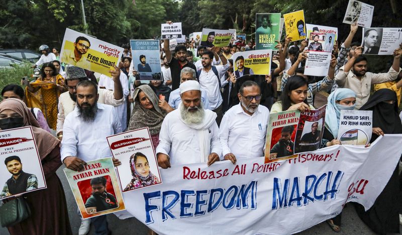 Delhi Riots ‘Larger Conspiracy’ Case: Supreme Court’s Legal Tightrope on Liberty and UAPA - The Wire