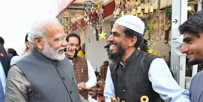 by going to hunar haat  is modi trying to sell the idea that he cares for muslims too 