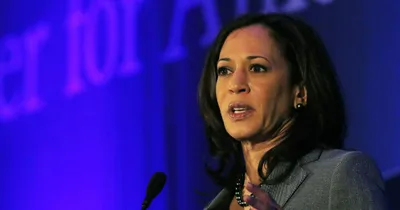 democratic senator kamala harris jumps into 2020 race for the white house