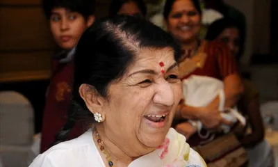 lata mangeshkar  the nightingale flies away