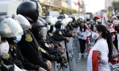 peru s interim president resigns after protest deaths spark fury