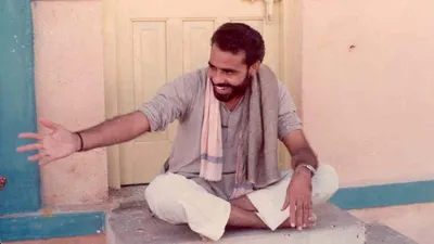 narendra modi  a pracharak morphed into a politician 