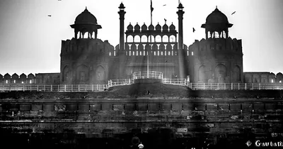while anger over red fort  handover’ grows  mou doesn t mention conservation