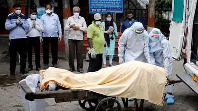 watch  in delhi  covid 19 deaths surge  patients complain about unavailability of beds