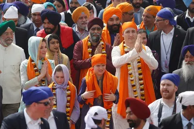 why justin trudeau is supporting protesting farmers in india