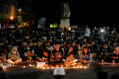  a dark day   indonesia football stampede toll revised to 125  includes 17 kids