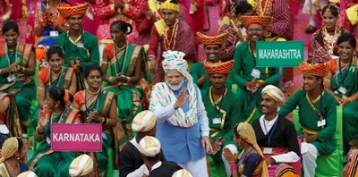 we must aim to make india a developed nation in 25 years  modi in i day speech