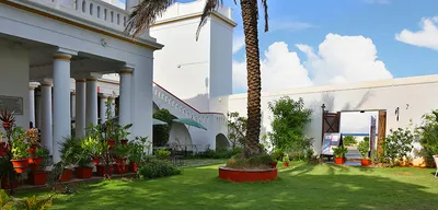 pondy lit fest  left leaders oppose free speech  alliance française distances itself