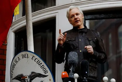 ecuador gives assange citizenship  seeks end to embassy stay
