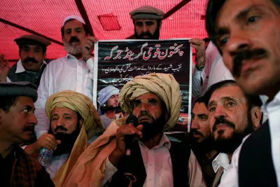angry over decades of mistreatment  pashtuns in pakistan rally in search for dignity