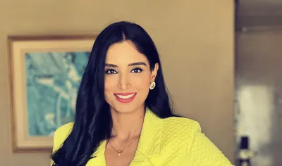 cricket world cup  pakistani presenter leaves india after complaint over  derogatory remarks 