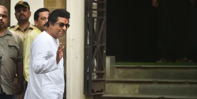 as raj thackeray appears before ed  mumbai police ensures calm