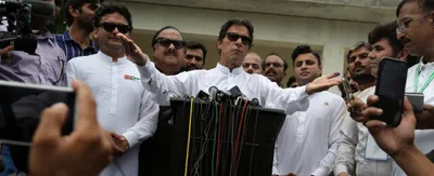 pakistan elections  nawaz sharif s party concedes to imran khan