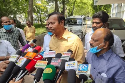 tamil nadu mp writes to centre against decision to replace  all india radio  with  akashvani 