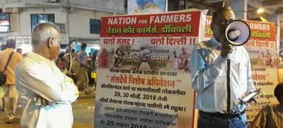 in maharashtra s dombivli  autorickshaw drivers lend support to farmers