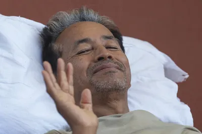 as sonam wangchuk s fast enters 20th day  academics and artists appeal  you are too precious to lose