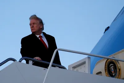 trump says republican memo  totally vindicates  him in russia probe