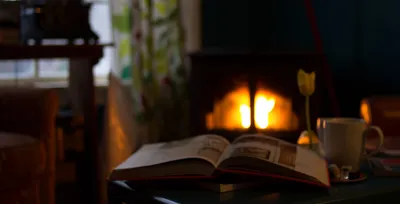 aamer hussein’s ‘what is saved’ shows how home and life are reimagined through memories