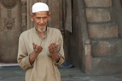 the many crises of indian muslims