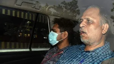  face bruised   media outlets  aap leaders share photo of satyendra jain with false claim