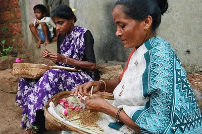 the deep crisis in the informal sector is still keeping the lid on real wages