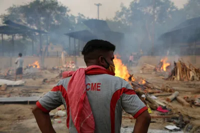 in photos  an endless cycle of heartbreak and grief at delhi s seemapuri crematorium