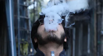 the juul comes to school – but also to the aid of adult smokers in india