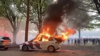 netherlands  violence erupts at anti immigration protest