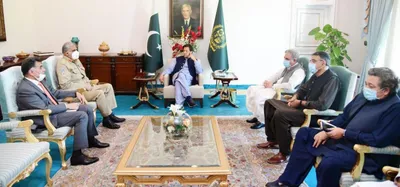 pakistan  trouble in hybrid regime s  paradise  over appointment of isi chief