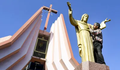 christmas celebrations cancelled  kerala postal workers  punished  after refusing to inform rss song