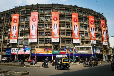 in photos    is the nagpur bjp candidate narendra modi or nitin gadkari  