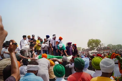 sidhu moose wala s death evokes memories of the tragic end of amar singh chamkila