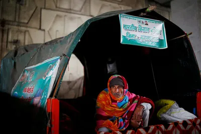 how the architecture of trolley towns of the farmers  movement was a protest in itself