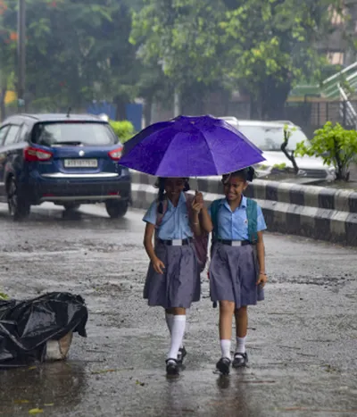 do delhi s roads need to be made safer for its students 