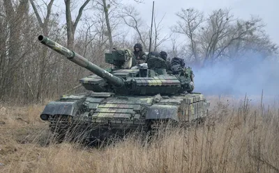 russian law on ‘fake news’ prompts media to halt reporting as websites blocked