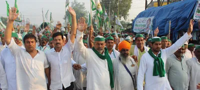 tikait’s kisan union to bring thousands of farmers to delhi in ‘kisan kranti yatra’