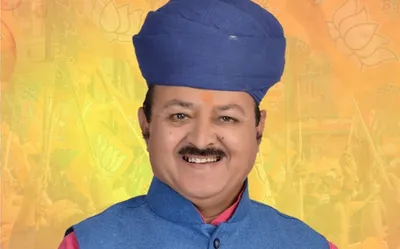 will consider congress ticket if bjp doesn t give one  vasundhara raje loyalist bhawani singh rajawat