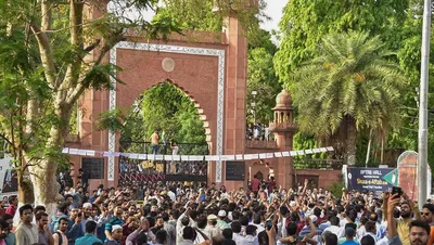 in the wake of violence at amu  it s time to examine crowd control laws  policing