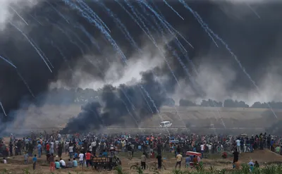 1 100 palestinians injured as israel fires shots  tear gas at gaza protesters