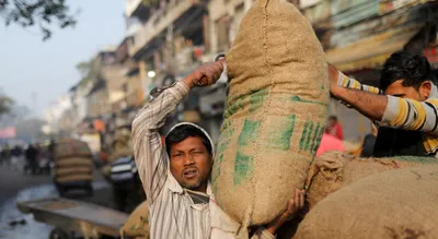 economic survey sees gdp growth slowing to 8 8 5  in fy23