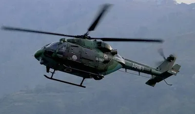 one pilot dies as army cheetah copter crashes in kashmir