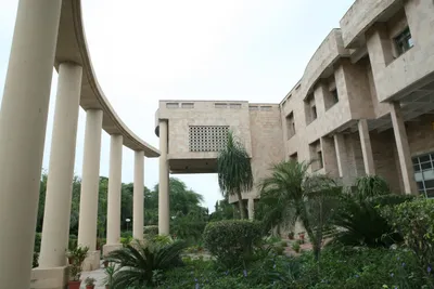 cash crunch  research void and guest faculty surge  the collapse of social sciences in india