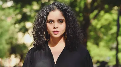 karnataka  fir against journalist rana ayyub for comments against hijab protesters