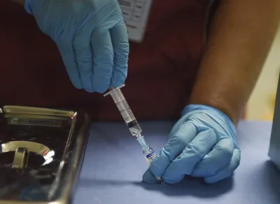 us says it s ready to ship vaccines to india  but still needs indian govt s okay