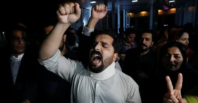 supporters gather at home of pakistan’s former pm imran khan  aiming to foil arrest