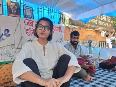  we are fasting so people find courage within themselves again   voices from jantar mantar