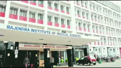 at least 14 die in 36 hours in ranchi after nurses  junior doctors go on strike