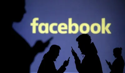 spectres of privacy issues raised again after facebook  labels  posts by hand