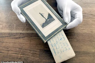 newly discovered du maurier poems shed light on a talented writer honing her craft