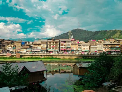 what an outsider s eye can see in kashmir